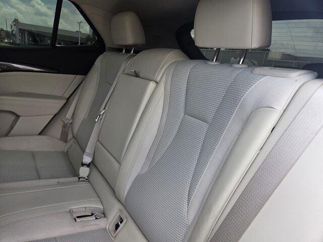 Used 2023 Summit White Buick Preferred image 26