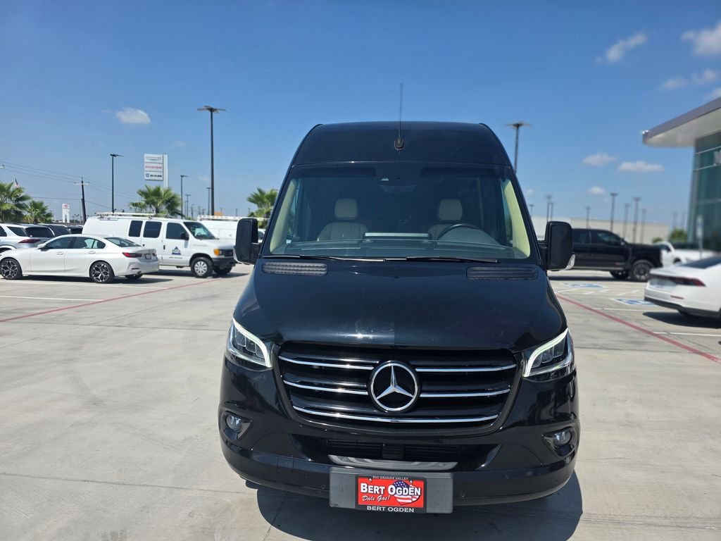 Used 2020 Black Mercedes-Benz Cargo 170 WB image 3