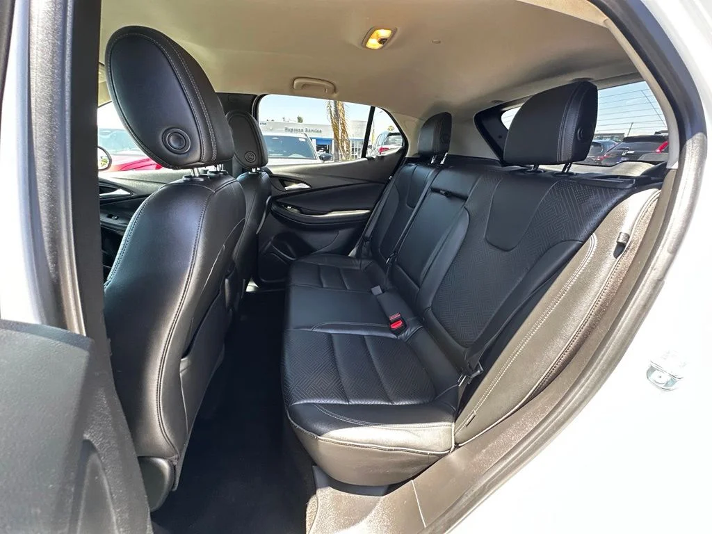Used 2020 White Buick Essence image 20