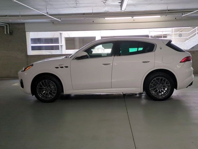Used 2023 Bianco Maserati GT image 4