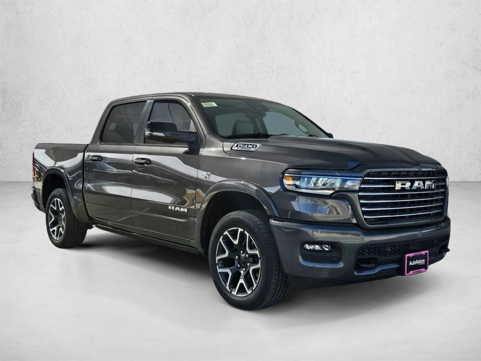 New 2026 Granite Crystal Metallic Clear-Coat Exterior Paint RAM Laramie image 7