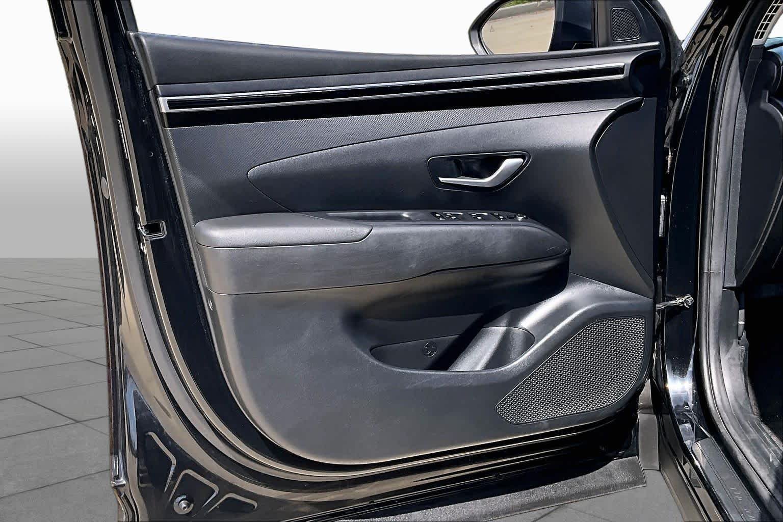 Used 2024 Black Pearl Hyundai SEL image 22