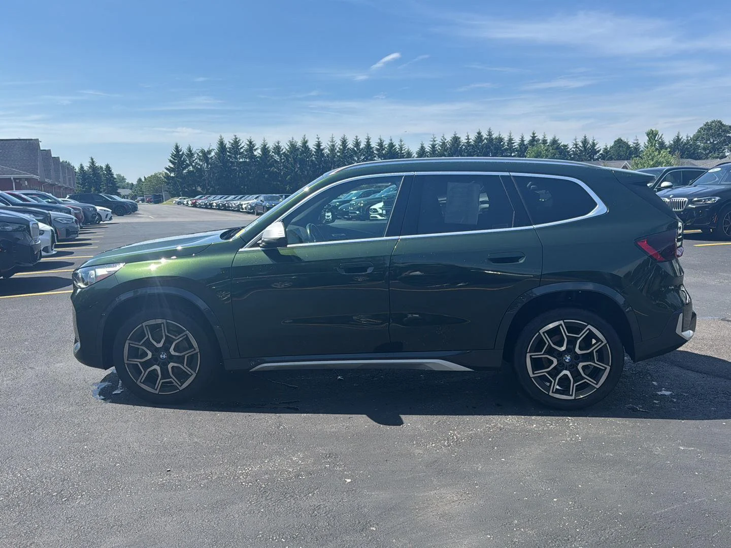 Used 2023 San Remo Green Metallic BMW xDrive28i image 6