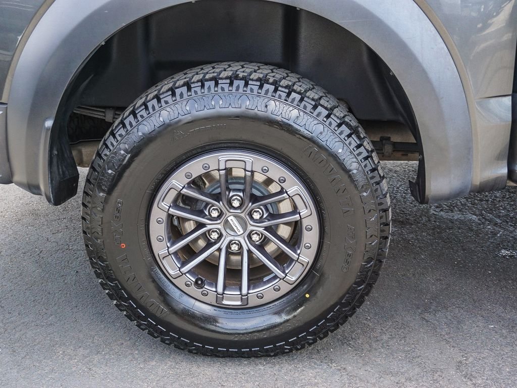 Used 2019 Gray Ford Raptor image 9