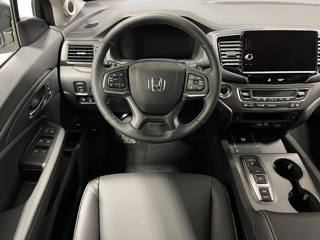New 2026 Crystal Black Pearl Honda RTL image 15