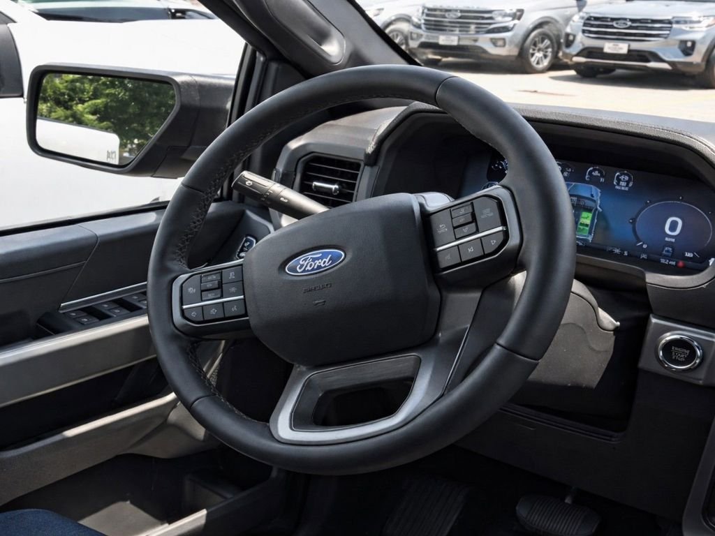 New 2026 Carbonized Gray Metallic Ford XLT image 16