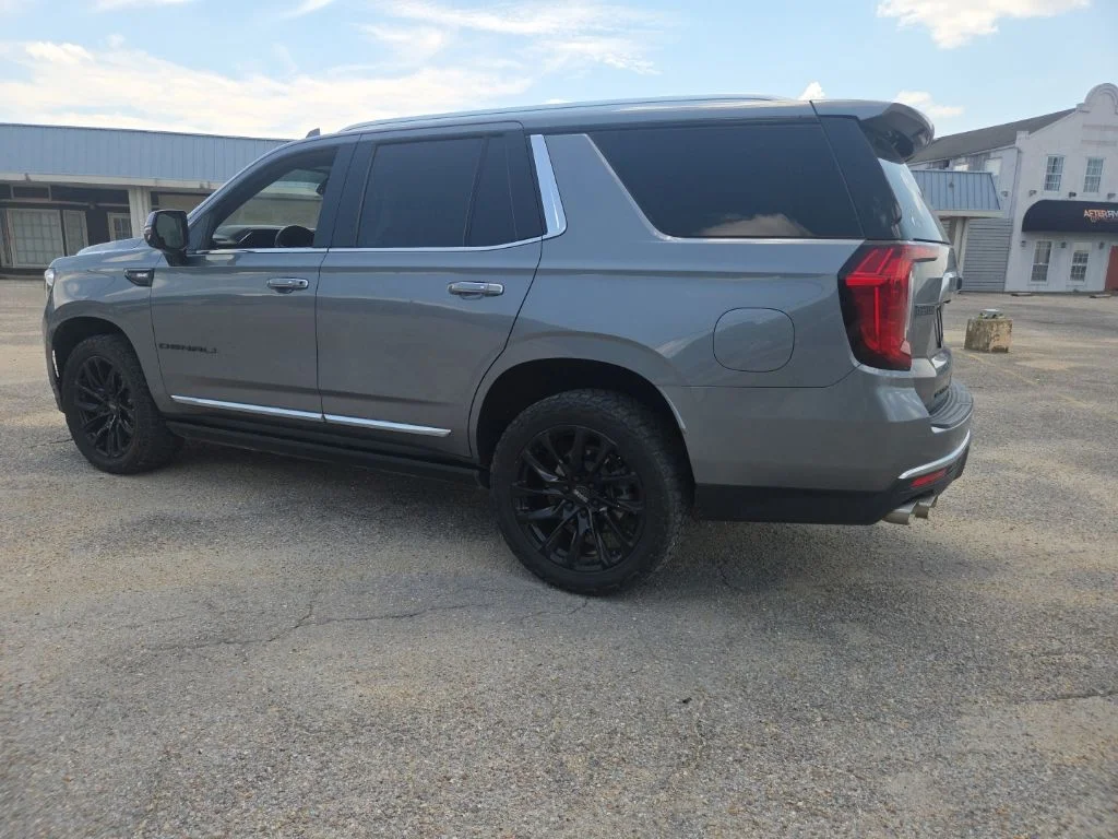 Used 2021 Gray GMC Denali image 13