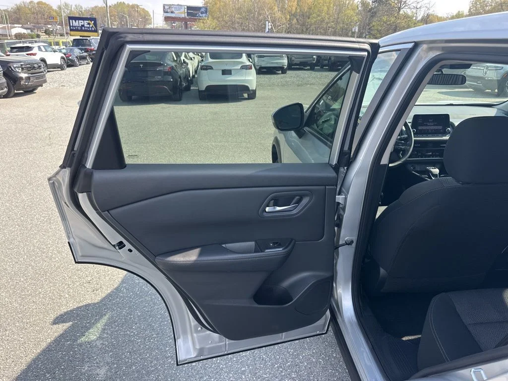 Used 2025 Silver Nissan SV image 25