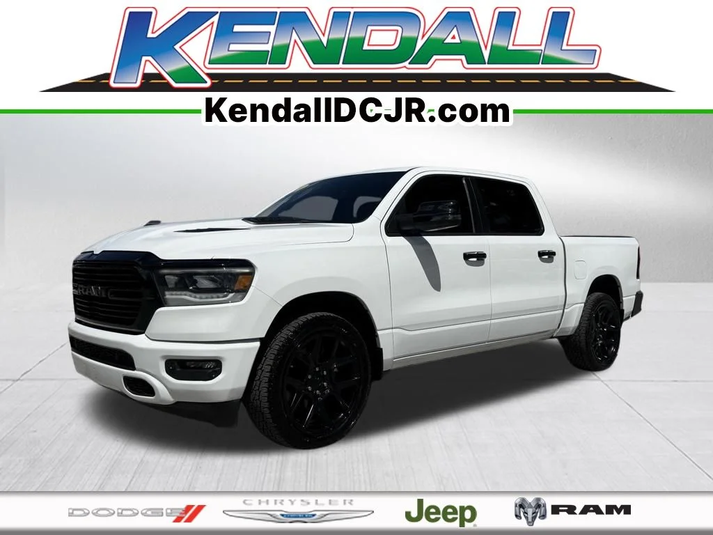 2024 RAM 1500 Laramie 4x4 Crew Cab 5'7's photo