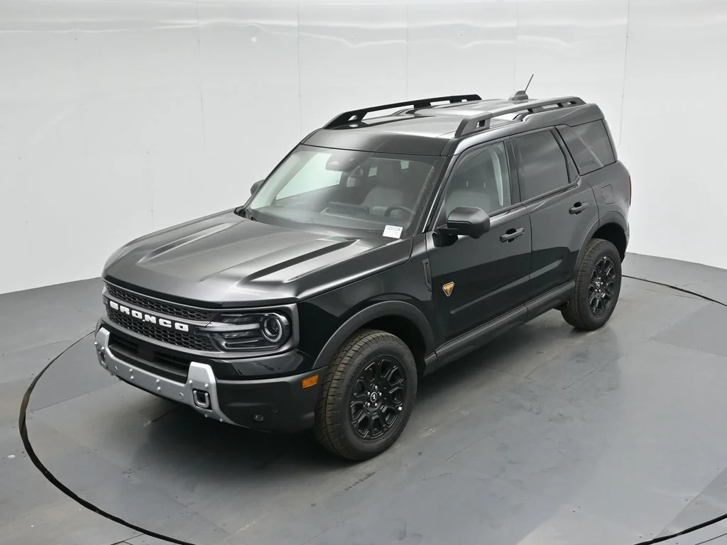 New 2025 Black Ford Badlands image 40