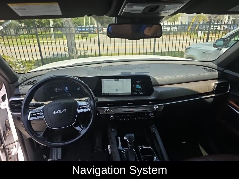 Used 2024 White Kia EX image 7