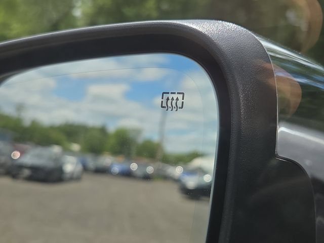 Used 2017 Gray Jeep Limited image 20