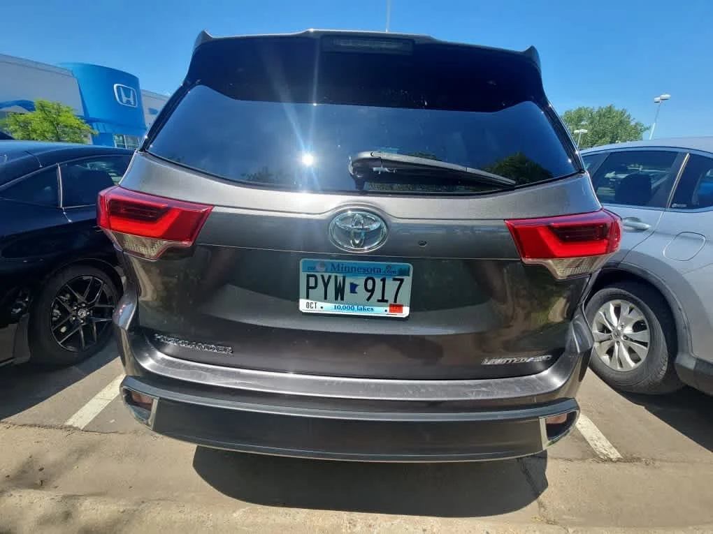 Used 2018 Predawn Gray Mica Toyota Limited image 5