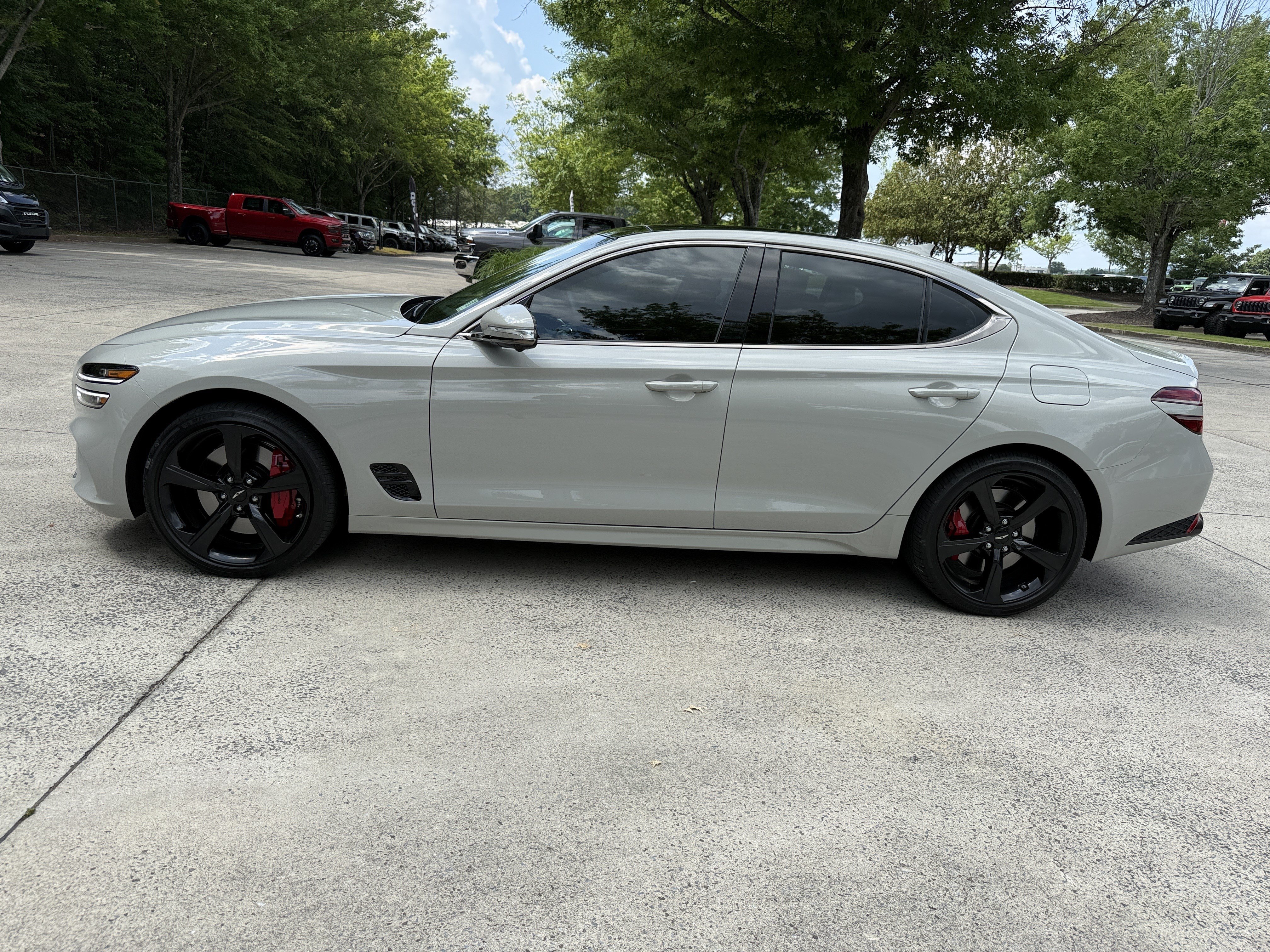 Used 2026 Vatna Gray Genesis 3.3T Sport Prestige image 4