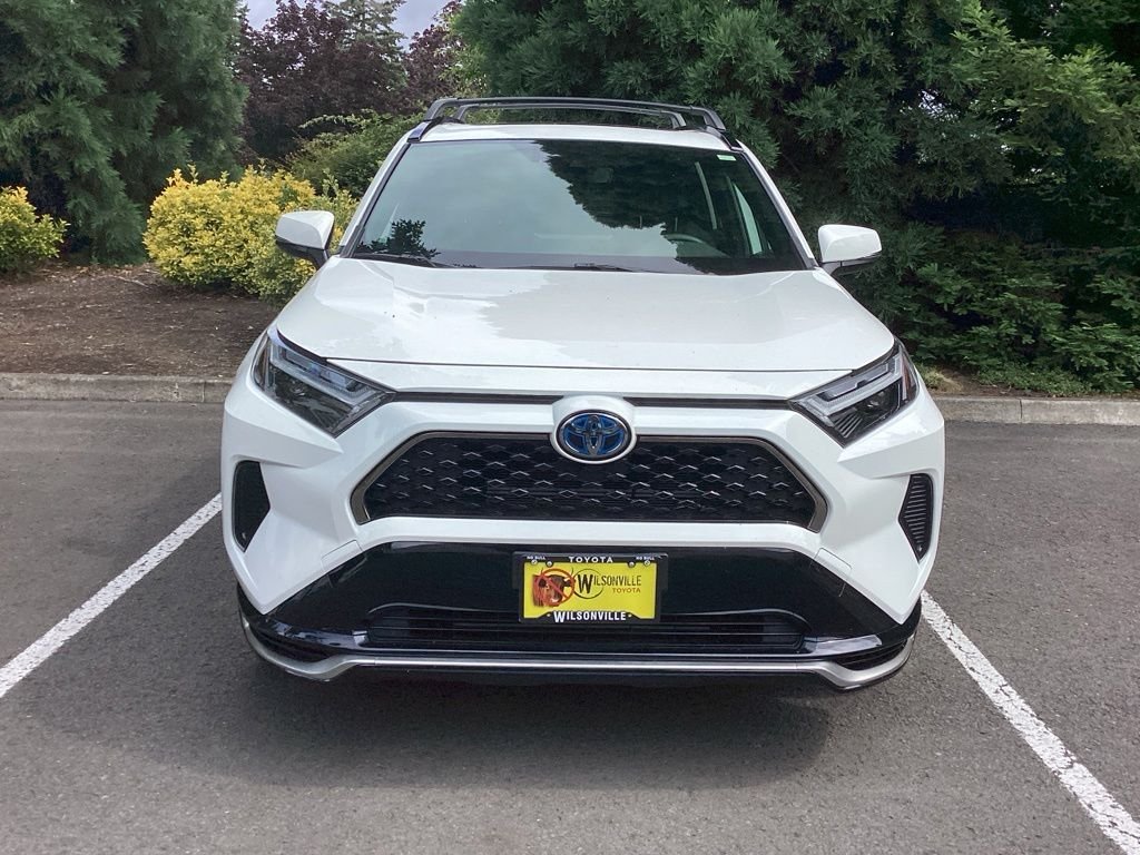 Used 2024 White Toyota SE image 15