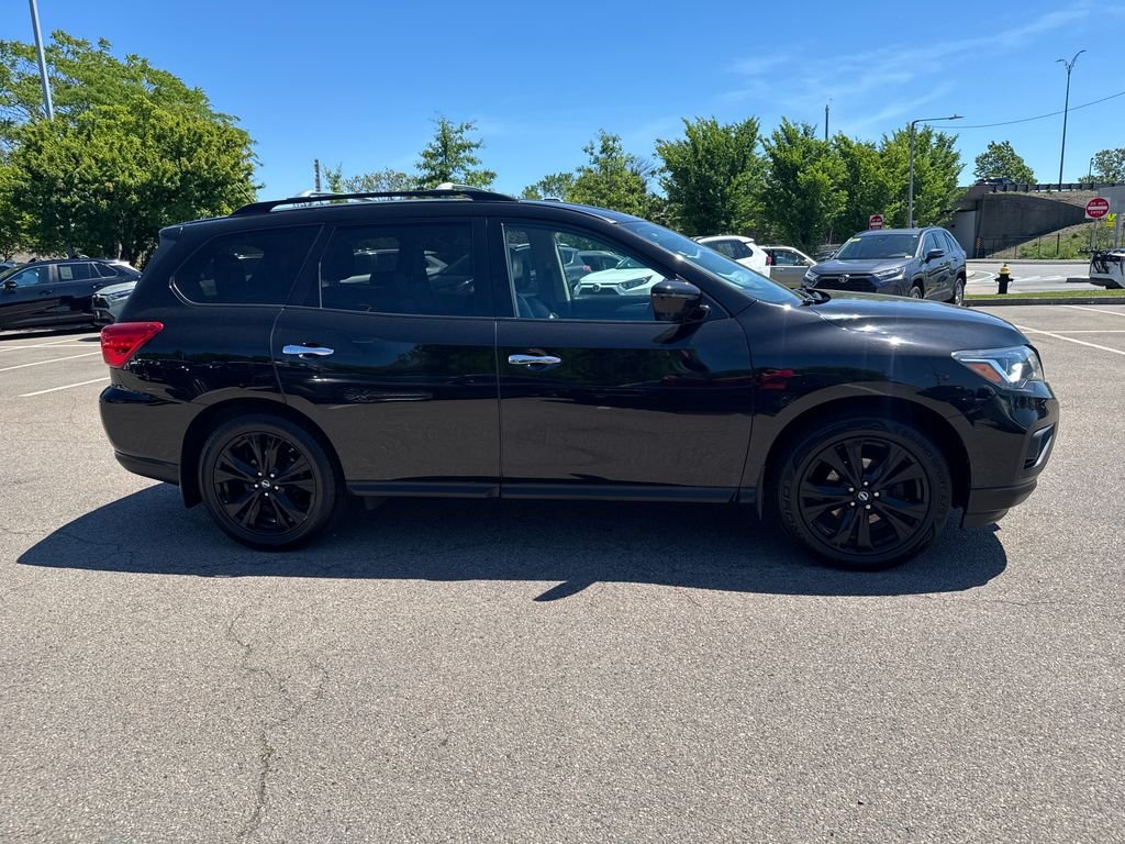 Used 2018 Black Nissan SL image 11