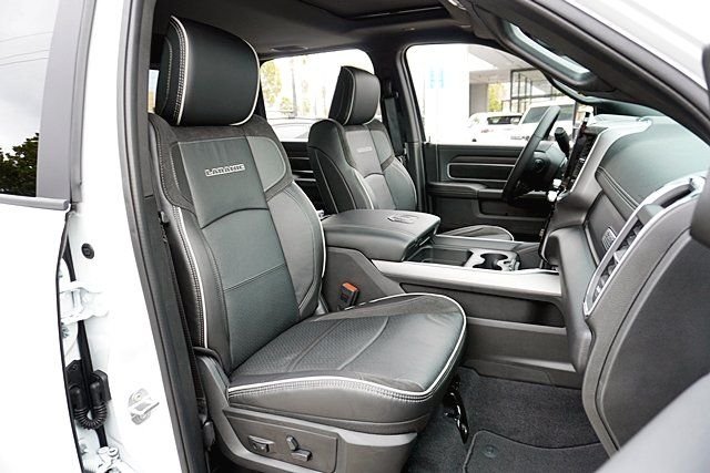 New 2026 Bright White Clear-Coat Exterior Paint RAM Laramie image 15