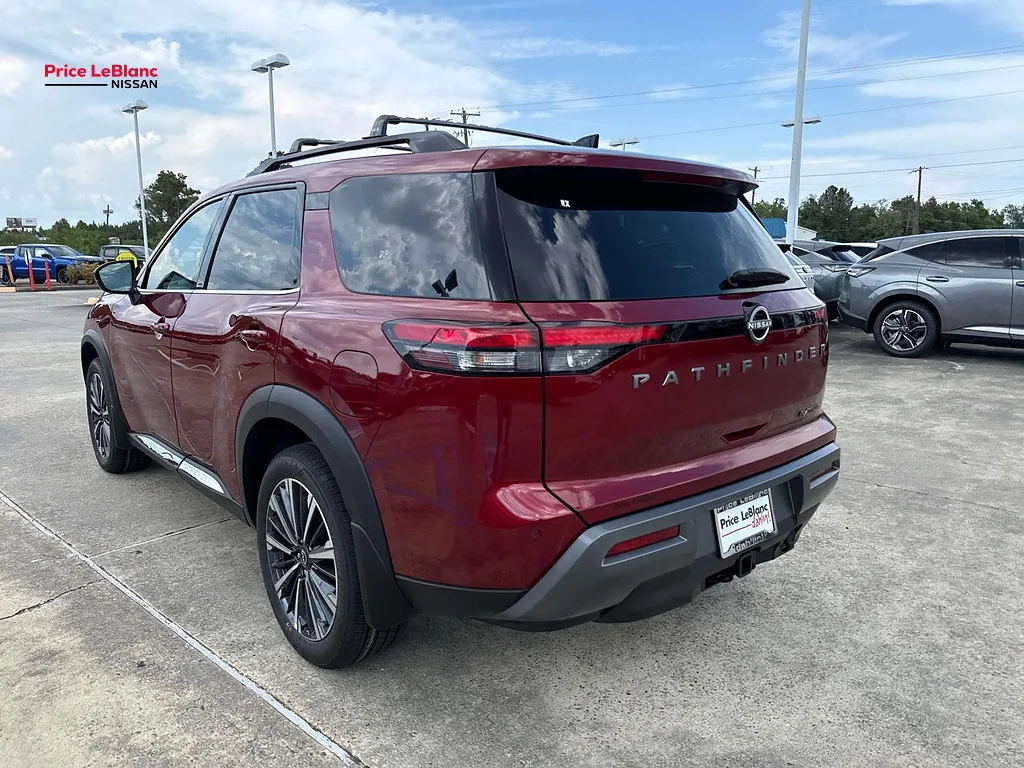 New 2026 Scarlet Ember Tintcoat Nissan Platinum image 5
