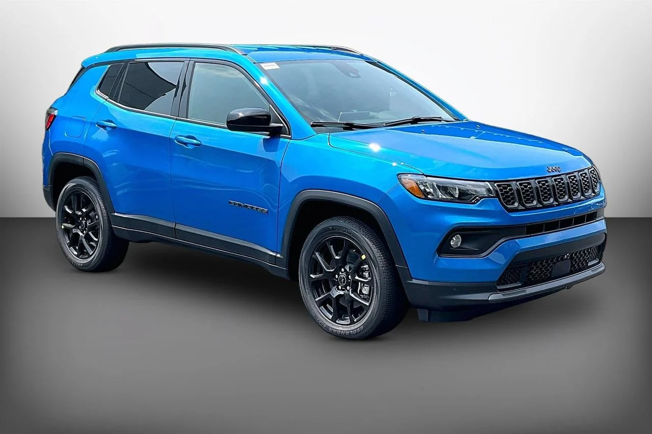 2026 Jeep Compass Latitude Altitude