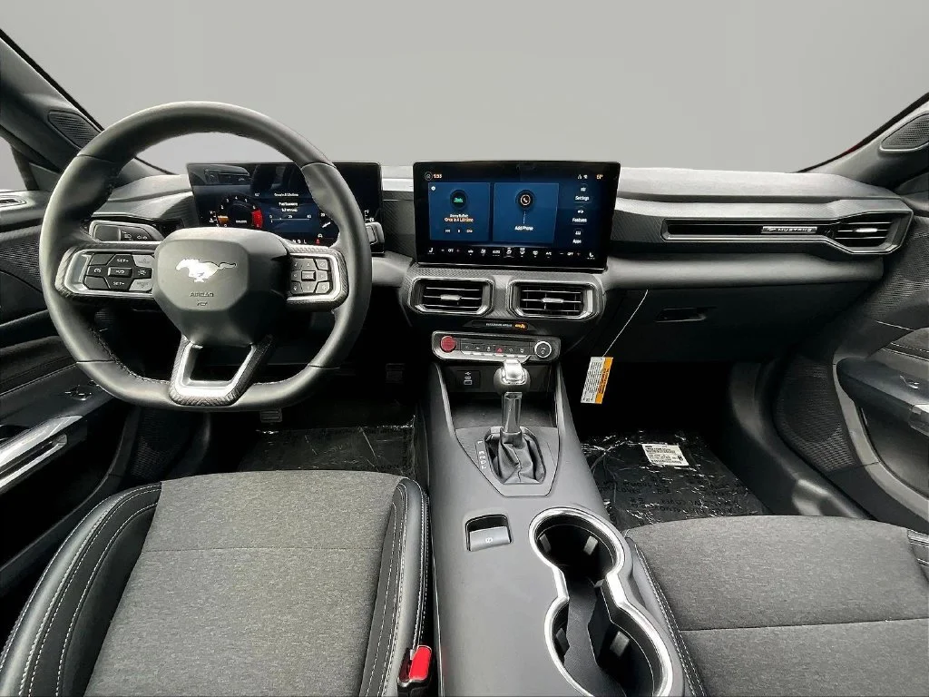 2026 Ford Mustang EcoBoost Fastback - Photo 5