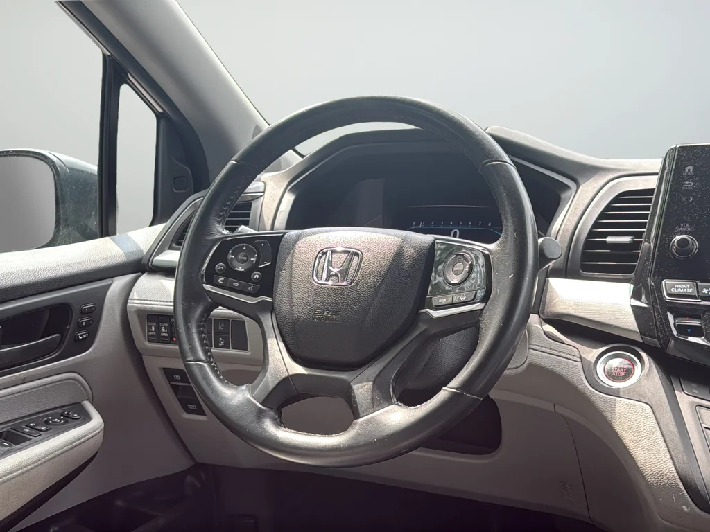 Used 2019  Honda EX-L image 42