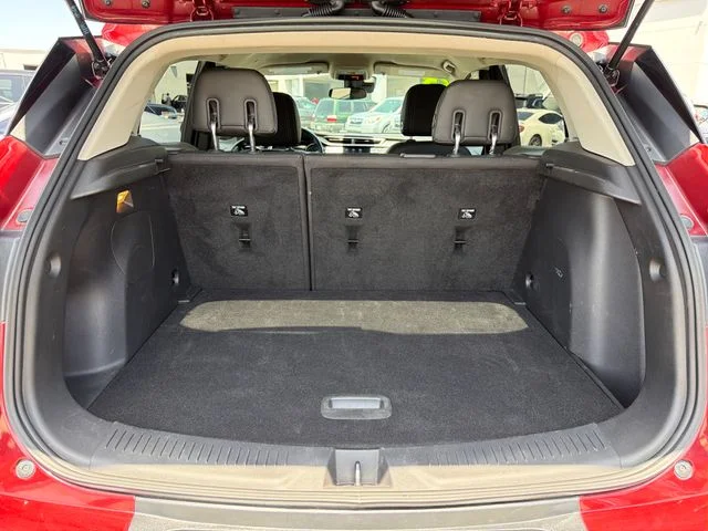 Used 2023  Buick Preferred image 29