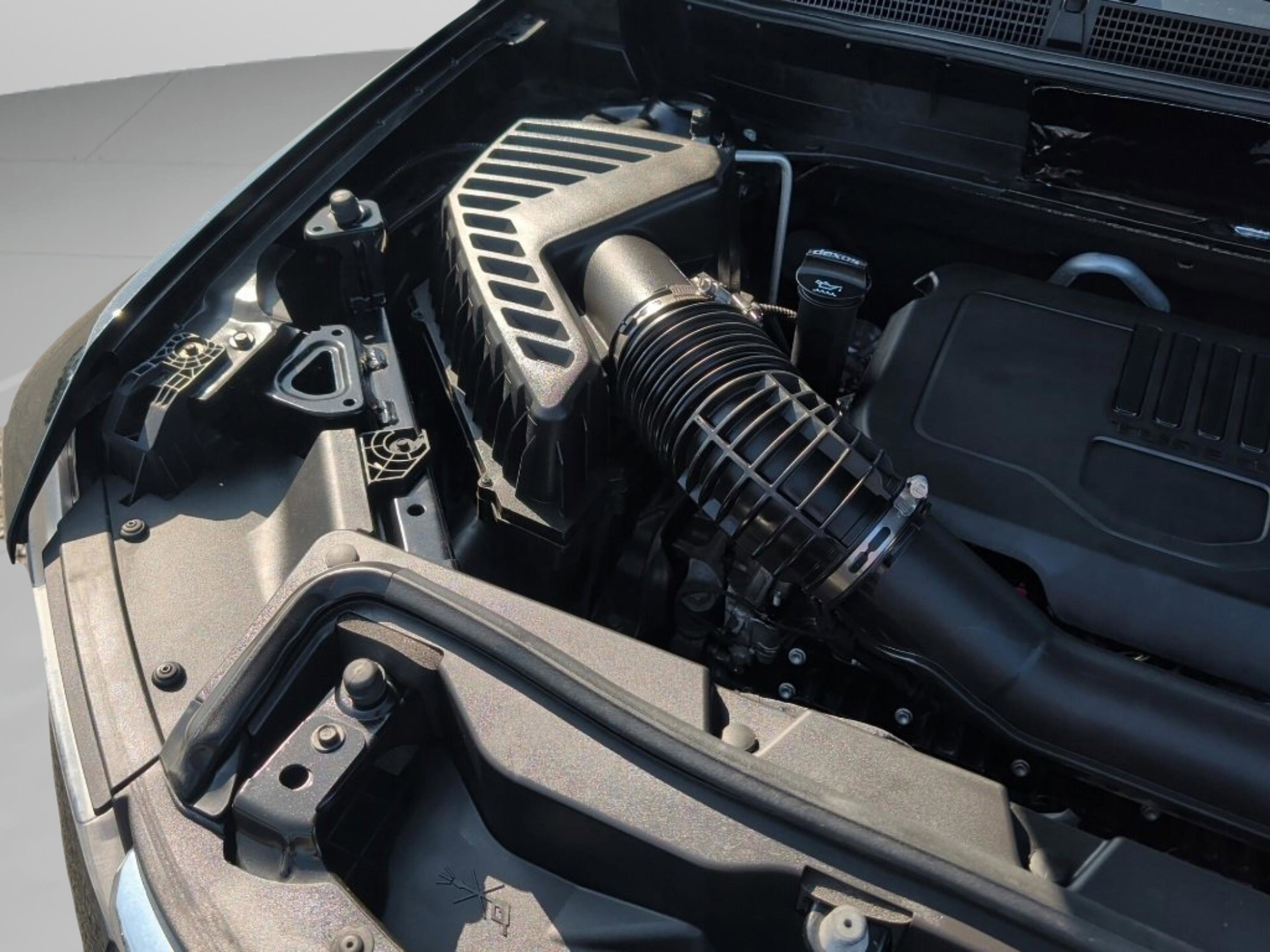 2023 GMC Acadia SLE - Photo 18