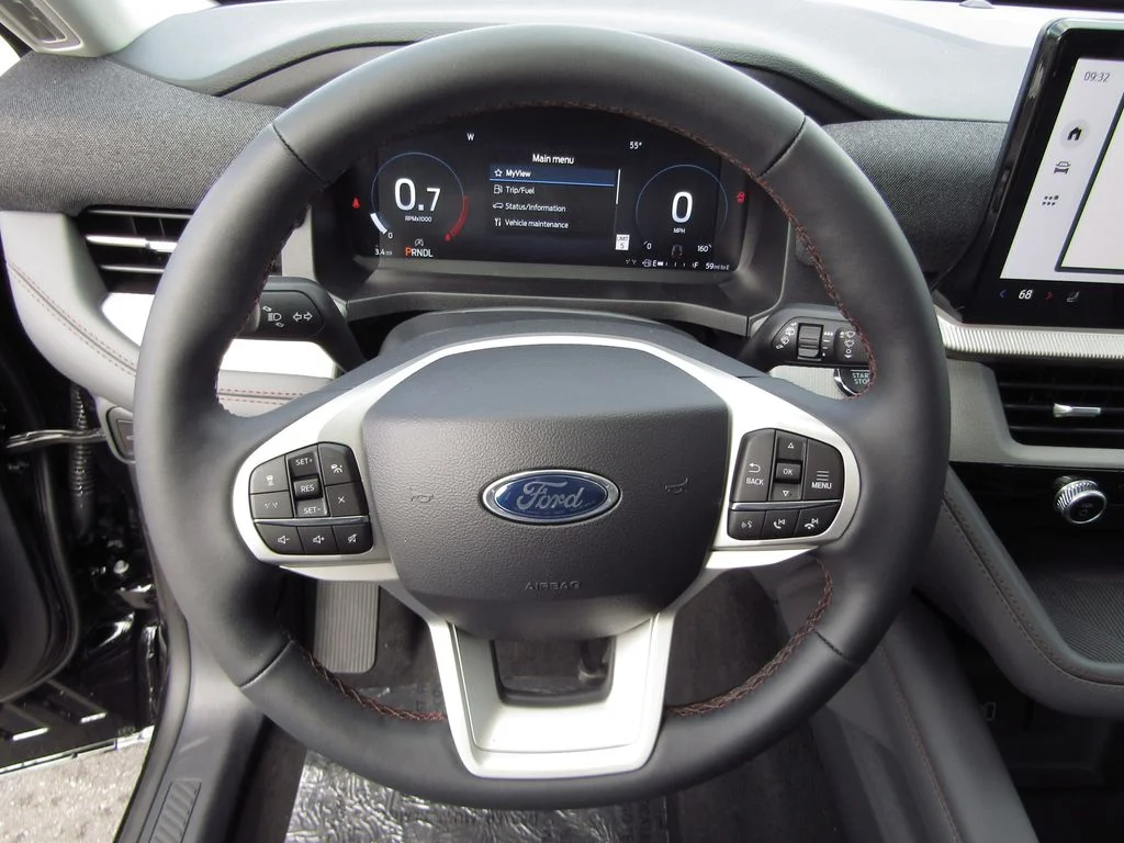 New 2026 Agate Black Metallic Ford Active image 13