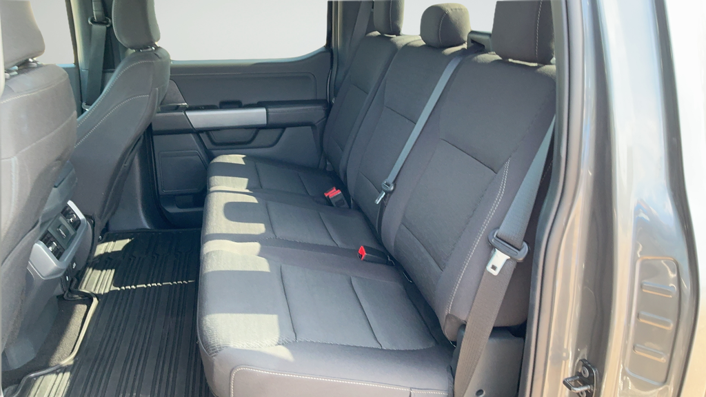 Used 2025 Carbonized Gray Metallic Ford XLT image 19