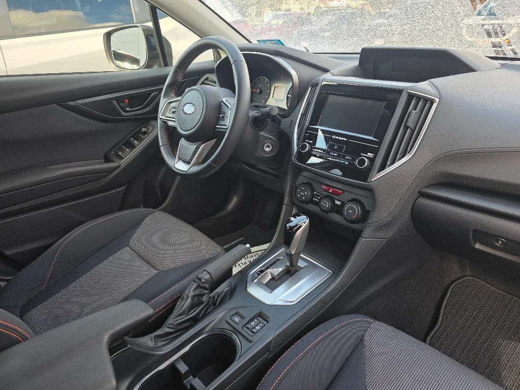 Used 2018 Venetian Red Pearl Subaru 2.0i Premium image 5