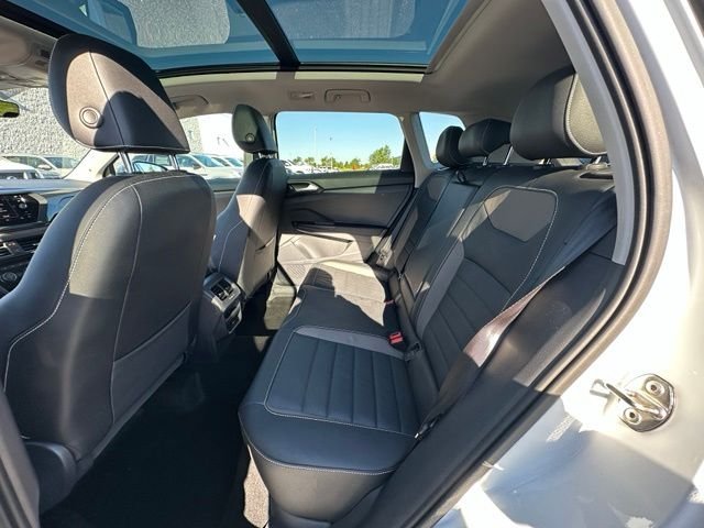 Certified Used 2023 White Volkswagen 1.5T SEL image 31