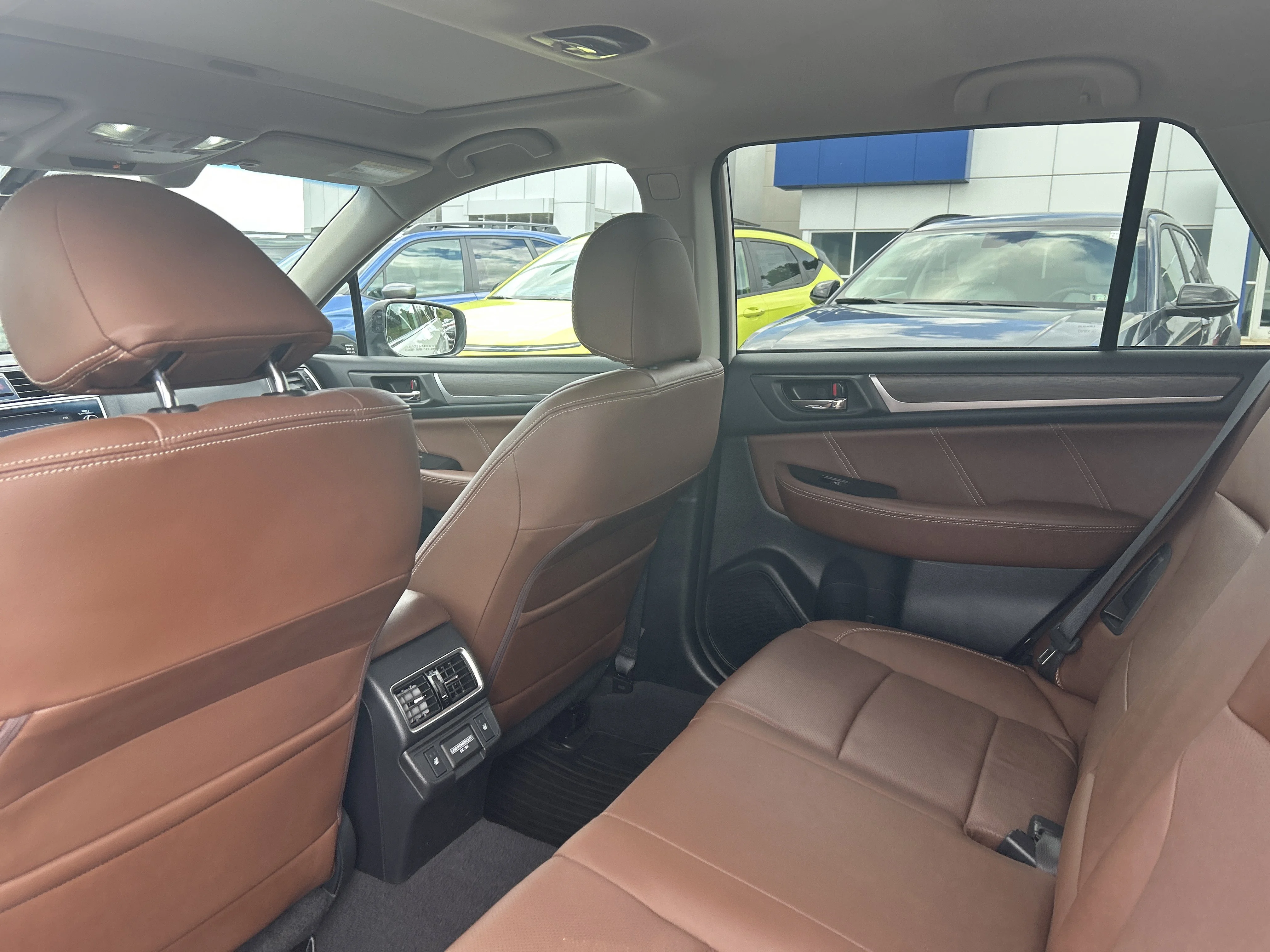 Used 2018 Crystal White Pearl Subaru Touring image 13