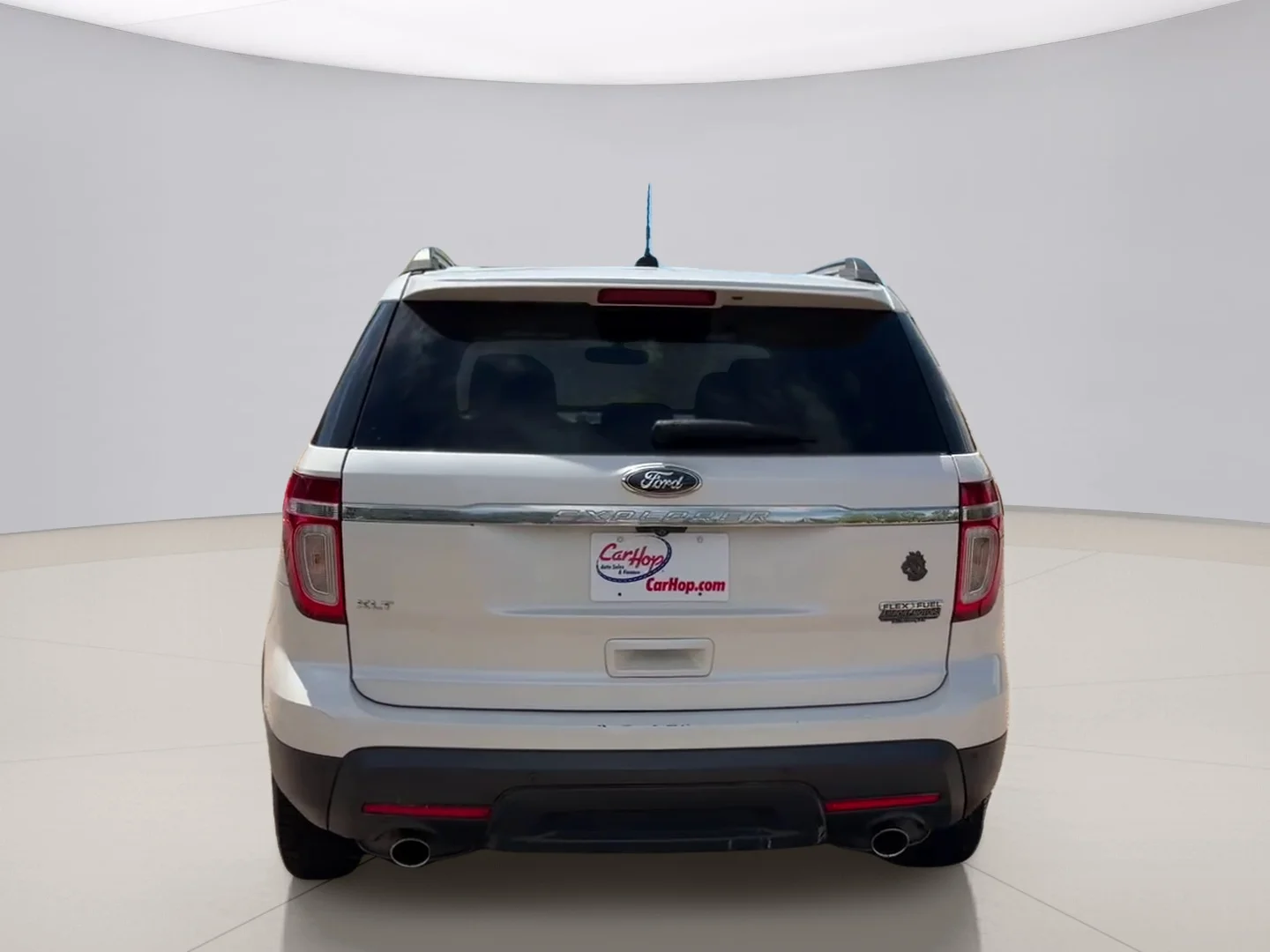 Used 2013 White Ford XLT image 4