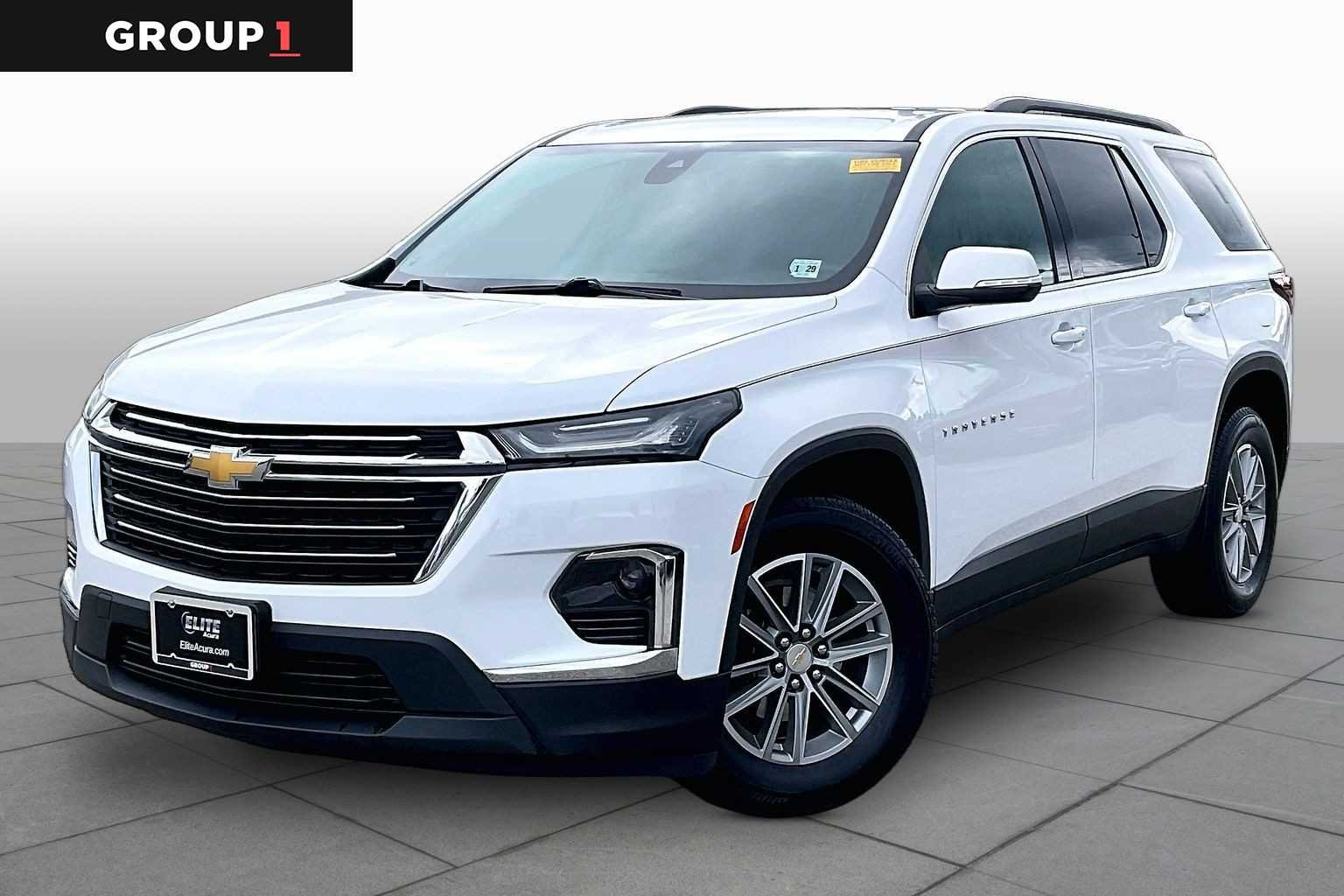 2023 Chevrolet Traverse LT Cloth