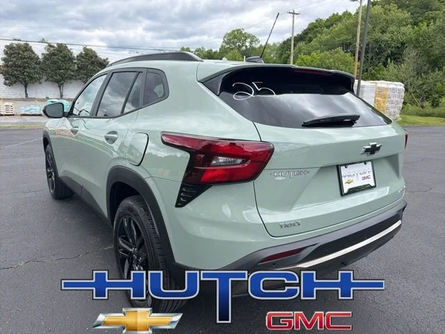 New 2026 Cacti Green Chevrolet ACTIV image 4