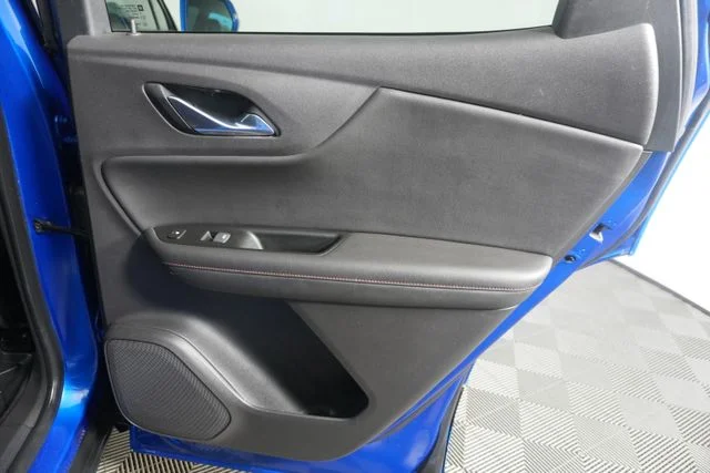 Used 2019 Kinetic Blue Metallic Chevrolet RS image 34