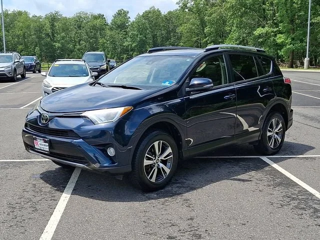 Used 2017 Blue Toyota XLE image 4