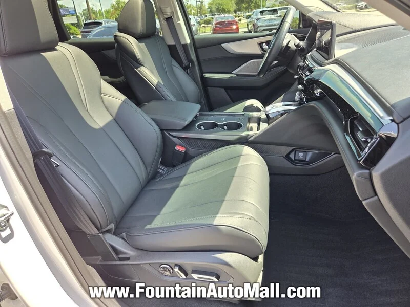 Used 2025 Platinum White Pearl Acura FWD image 16