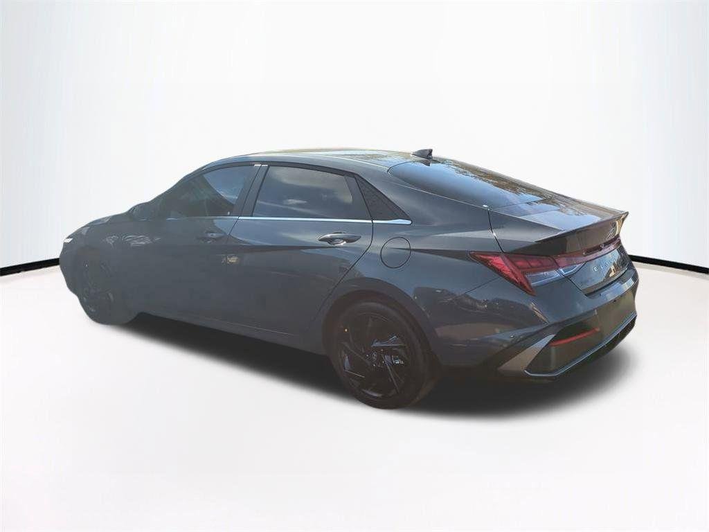 New 2026 Gray Hyundai SEL Sport Premium image 7
