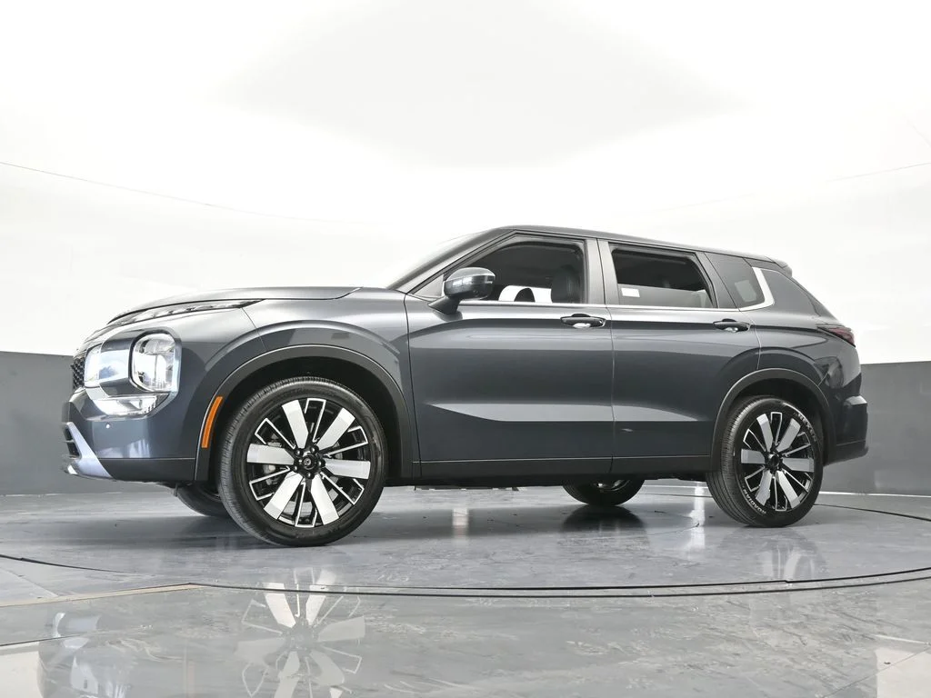 New 2026 Graphite Gray Mitsubishi SE 1.5T 2WD image 59