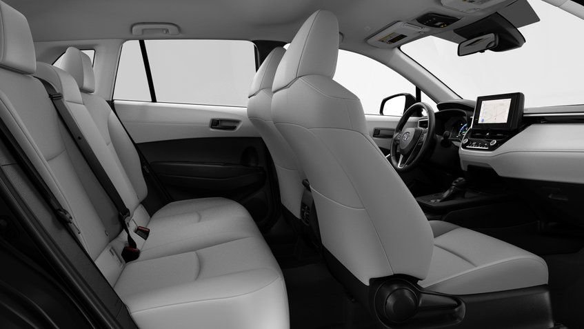 New 2026 Wind Chill Pearl <sup>1</sup> Toyota  LE image 32