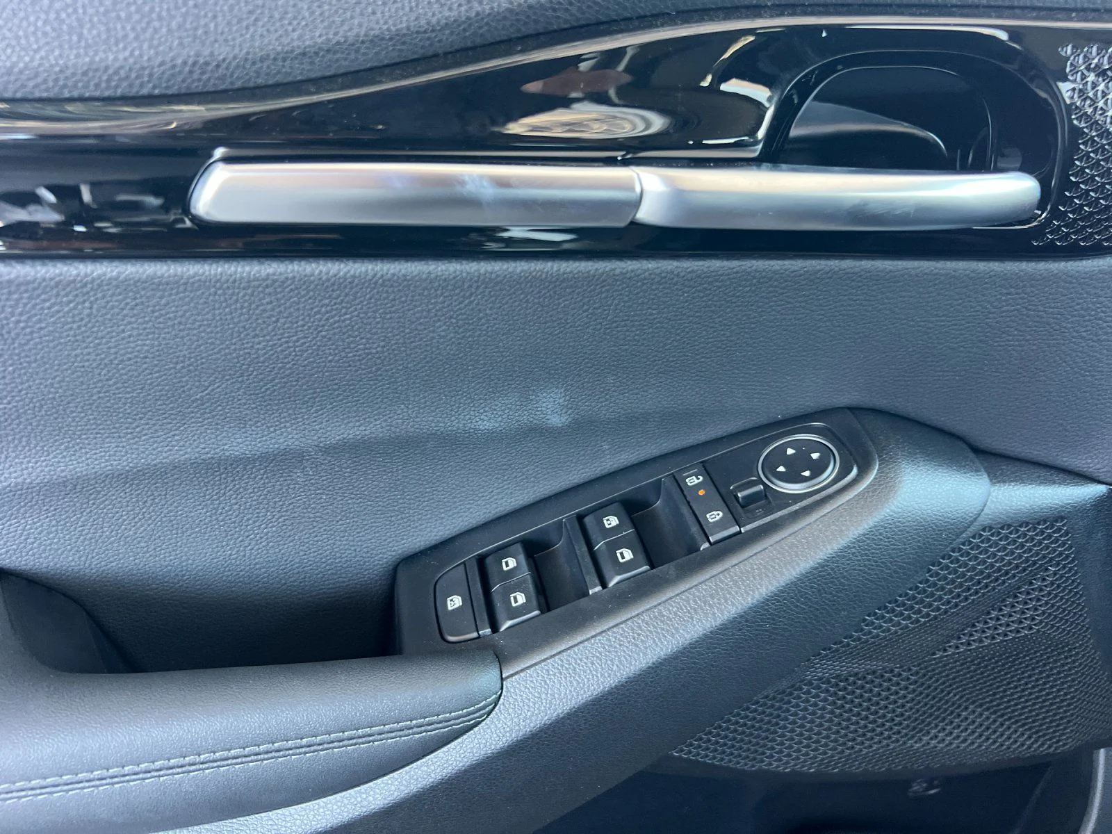 New 2026 White Kia S image 10