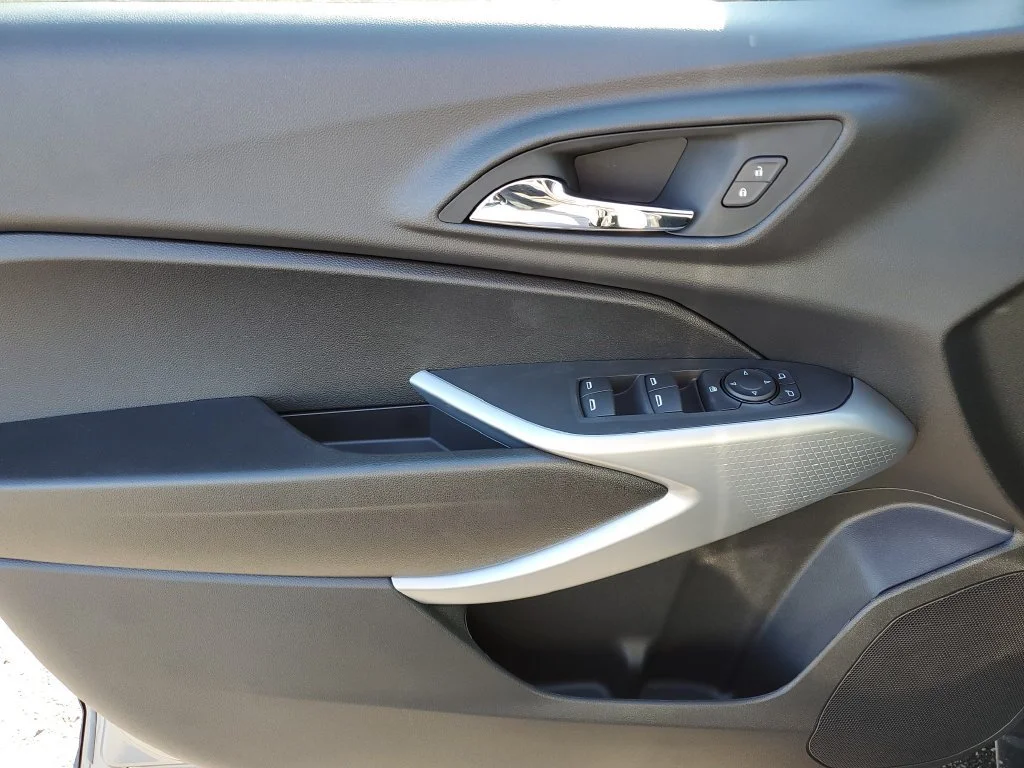 2026 Chevrolet Trax RS - Photo 19