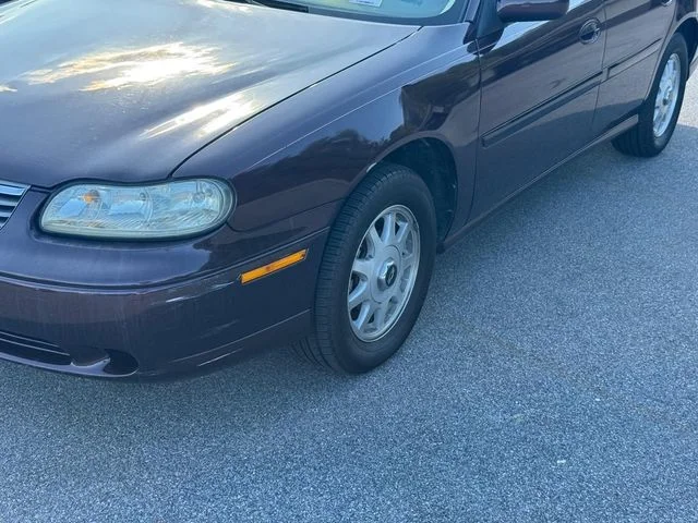 Used 1999 Red Chevrolet LS image 5