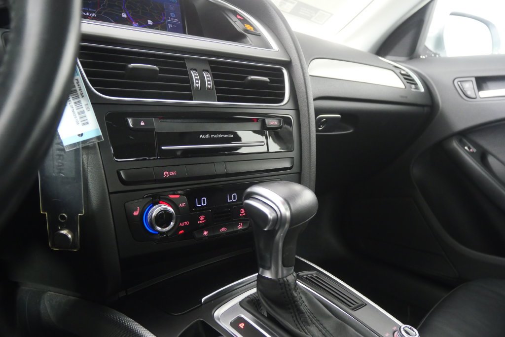 Used 2015 Silver Metallic Audi 2.0T Premium image 24