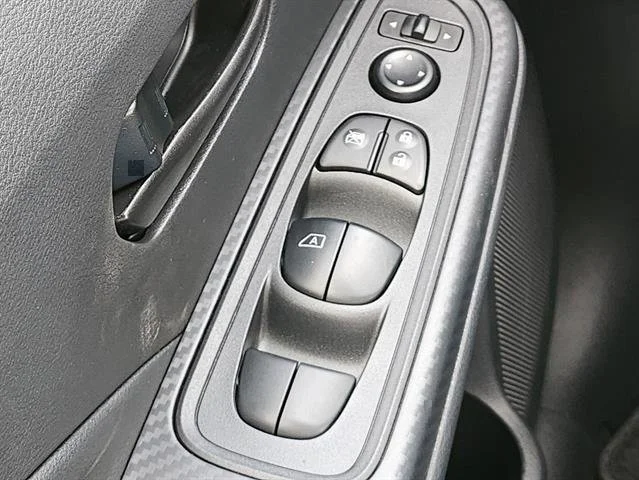 New 2025 Brilliant Silver Metallic Nissan S image 23