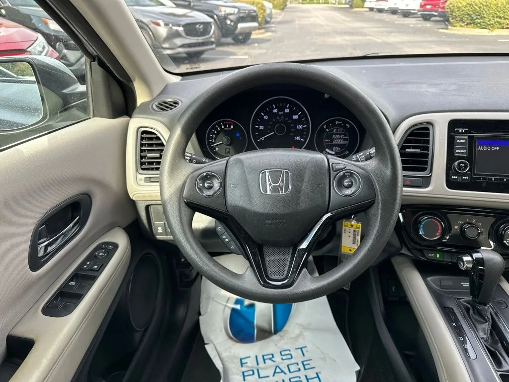 Certified Used 2018 Silver Metallic Honda LX image 18
