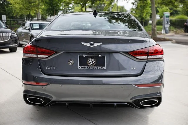 Used 2020 Himalayan Gray Genesis 3.8 image 10