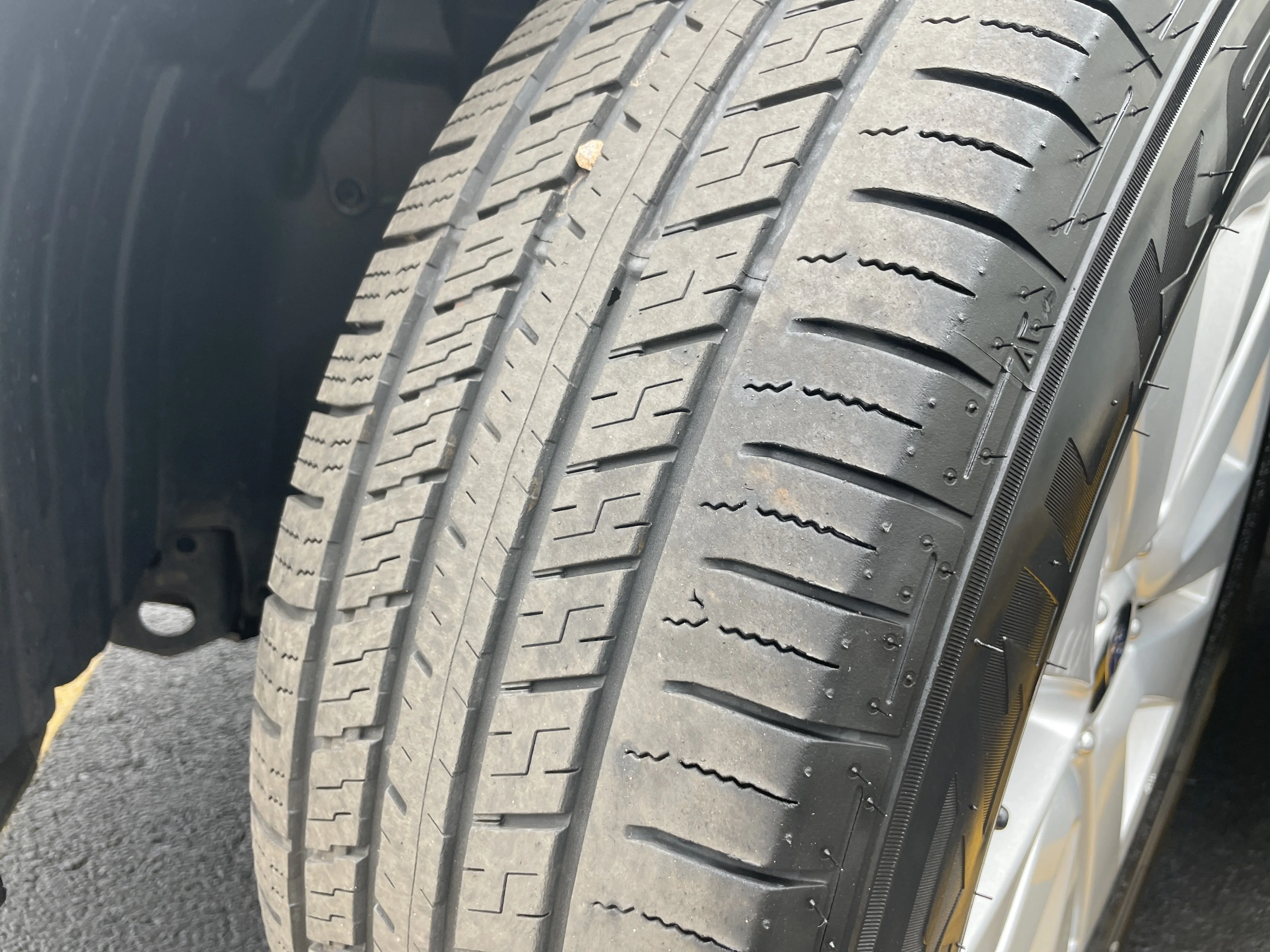 Used 2017 Ice Silver Metallic Subaru 2.5i image 27