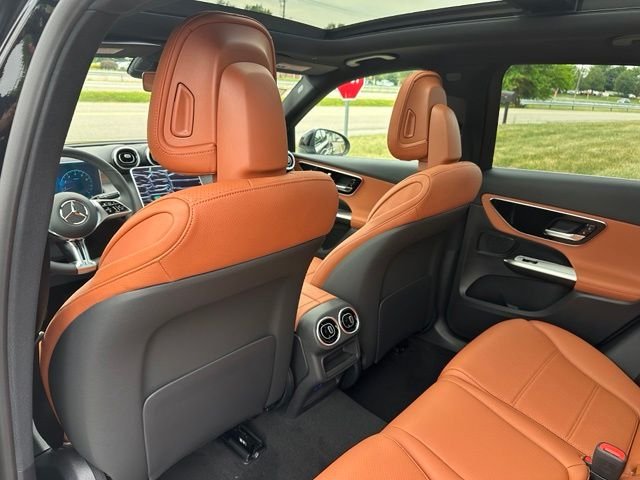 New 2026 Black Mercedes-Benz GLC 300 image 15
